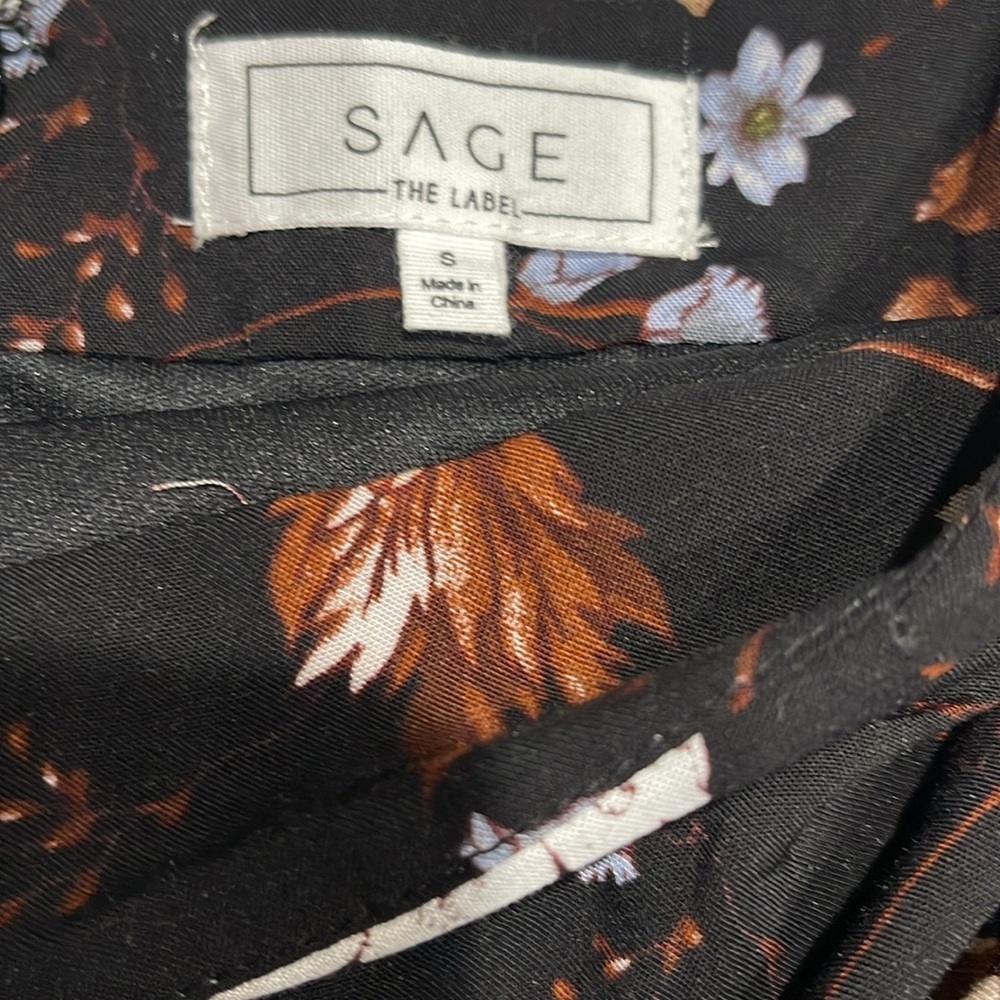 NWOT Sage The Label Faux Wrap Mini Skirt SZ S Black Floral - Picture 5 of 6